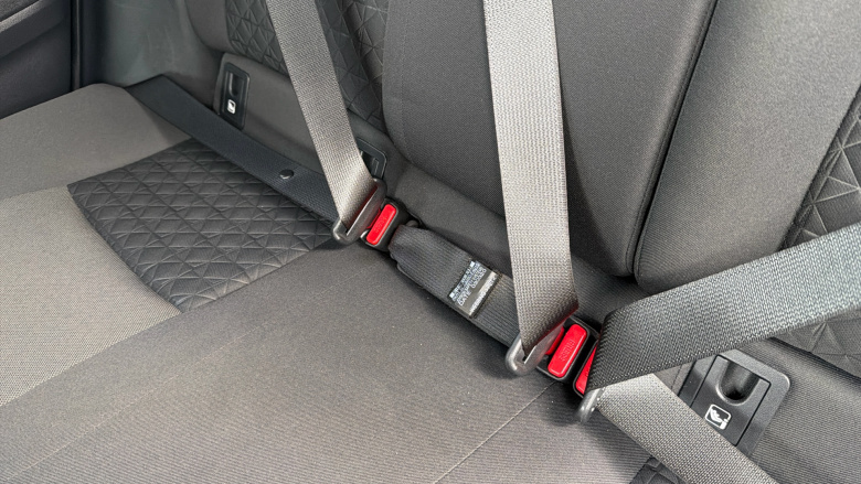 Toyota C-HR 1.8 Hybrid Design 5dr CVT Hybrid Hatchback